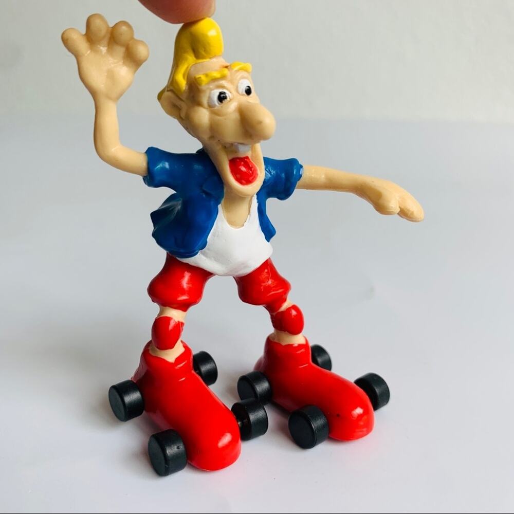 NEW 1996 Super Sonic Roller Skater